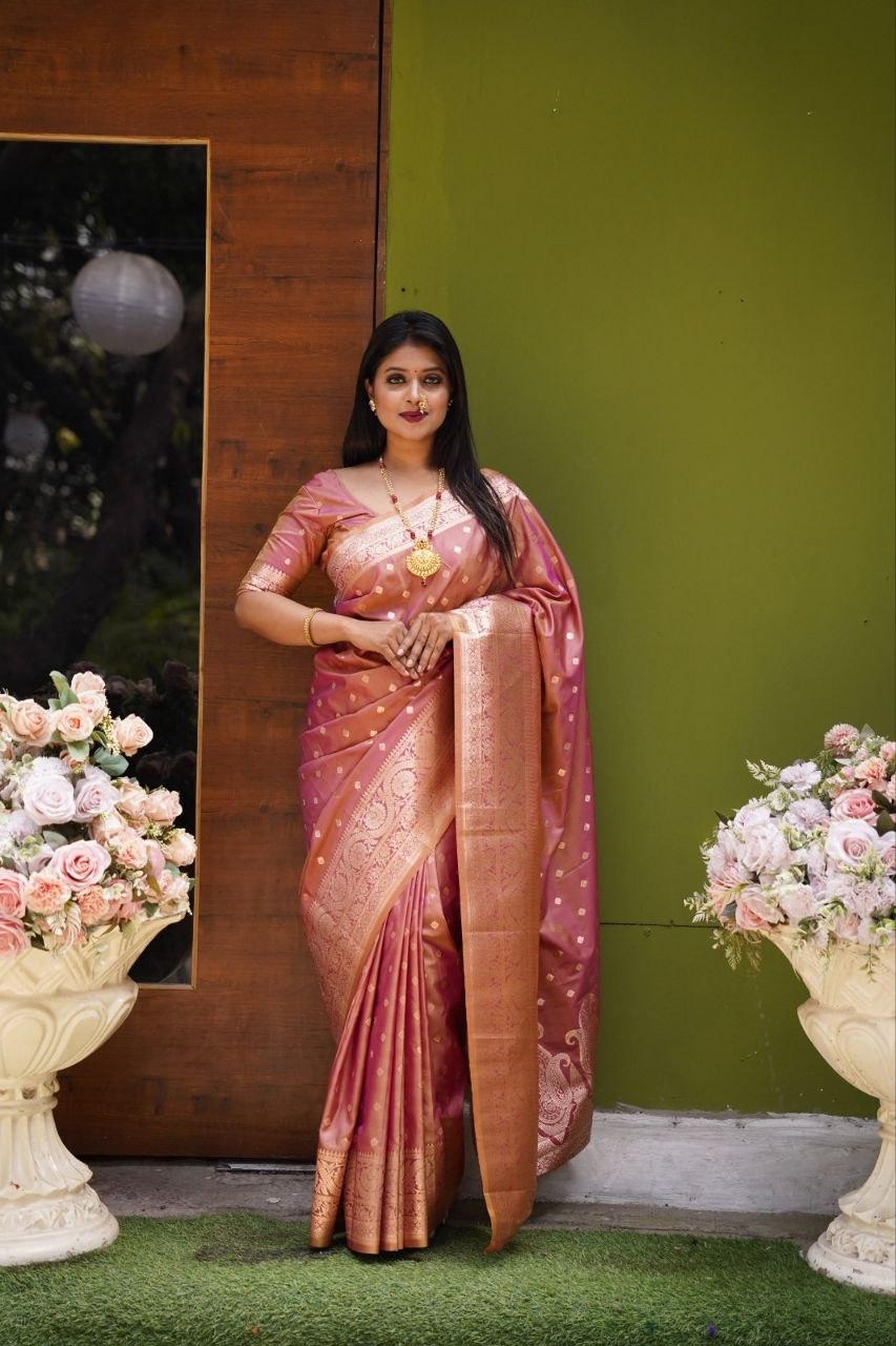 Gold Zari Pure Banarasi Silk Saree - Black